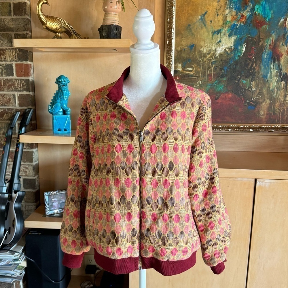 Chloe Oliver size medium Harley Quinn, patterned, burgundy, pink jacket